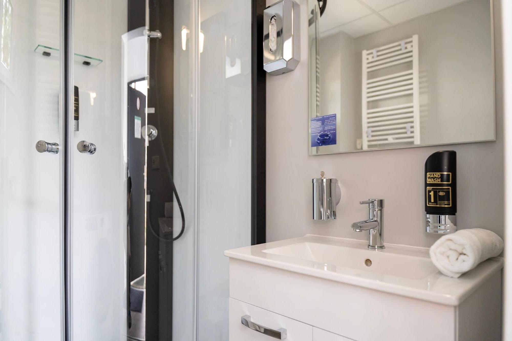 Comfort Housing Apartments ฟัลเคนซี ภายนอก รูปภาพ