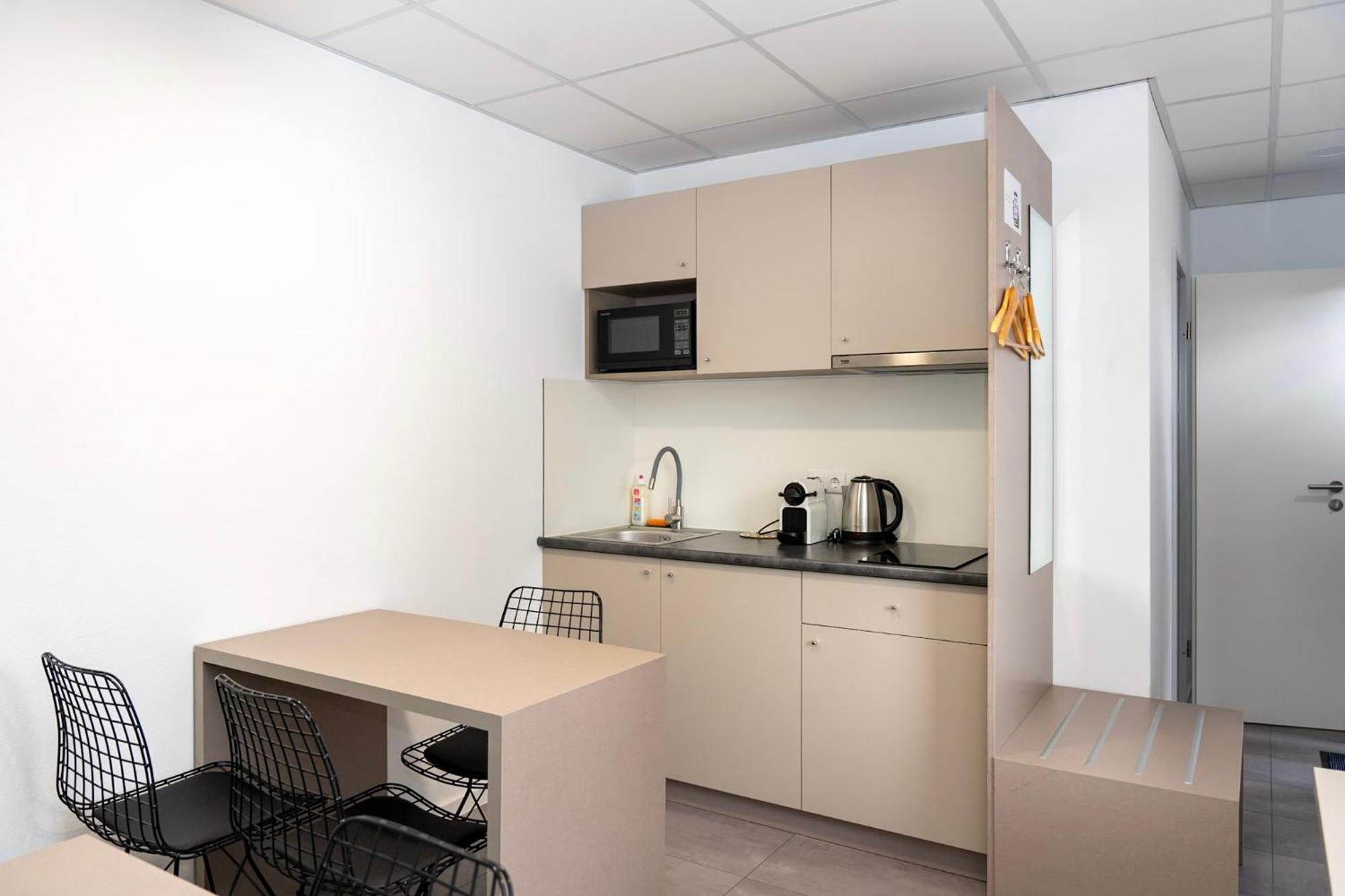 Comfort Housing Apartments ฟัลเคนซี ภายนอก รูปภาพ