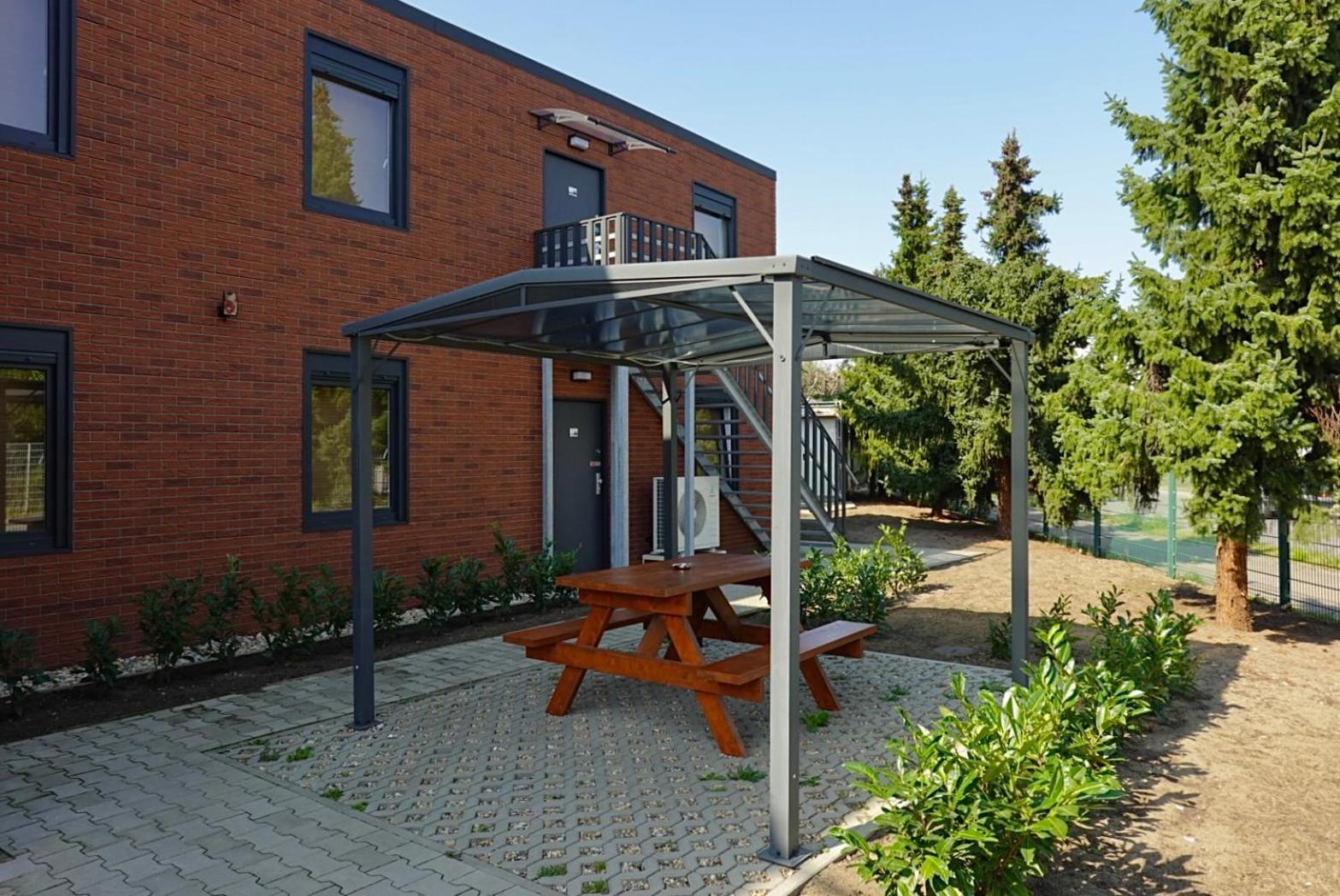 Comfort Housing Apartments ฟัลเคนซี ภายนอก รูปภาพ